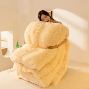 Ultra-Soft Quilted Blanket] 1pc Ultra-Soft Quilted Blanket | Lightweight & Portable, Machine Washable, Contemporary Style