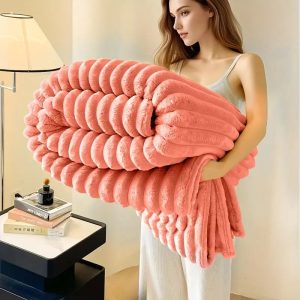 Ultra-Soft Quilted Blanket] 1pc Ultra-Soft Quilted Blanket | Lightweight & Portable, Machine Washable, Contemporary Style