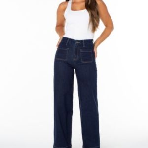 Juniors' High-Rise Wide-Leg Patch-Pocket Jeans
